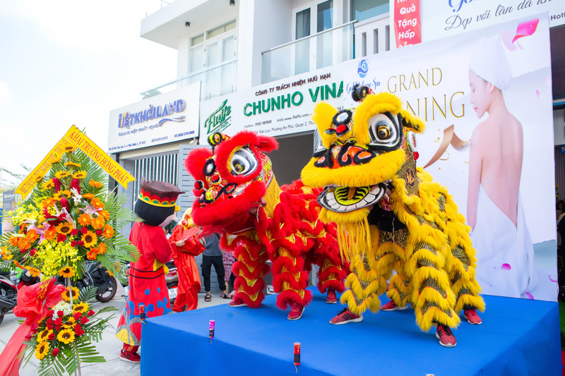 Tặng quà gì khai trương cửa hàng để chúc buôn may bán đắt?