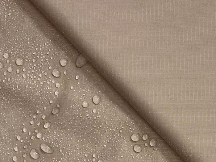 Sự thật vải canvas trắng có chống thấm nước hiệu quả không?