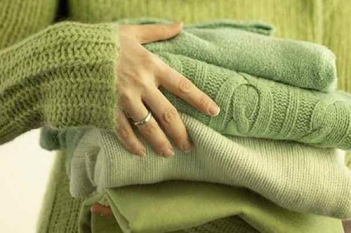 Làm sao để bảo vệ quần áo len đúng phương pháp - Làm đẹp