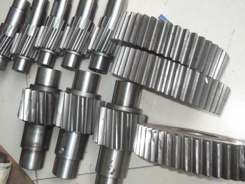 Gia công bánh răng nhỏ với sự chính xác cao đến từng milimét - Làm đẹp