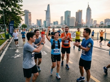 Định vị running brand kết hợp cộng đồng và thành tích thế nào?