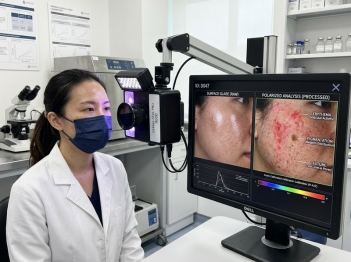 Polarized light skin analysis hỗ trợ phân tích da thế nào?